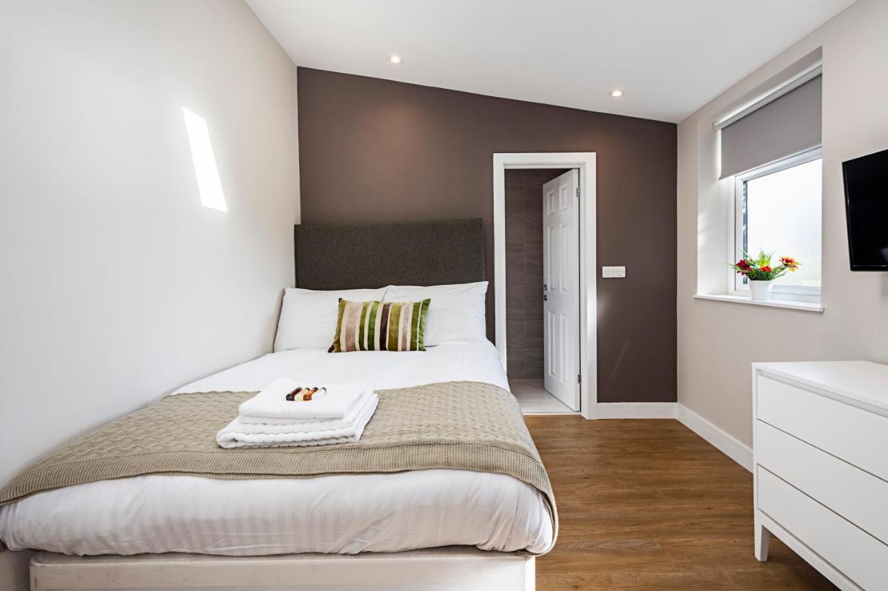 South Woodford 2 Bed En-Suite House London Ngoại thất bức ảnh