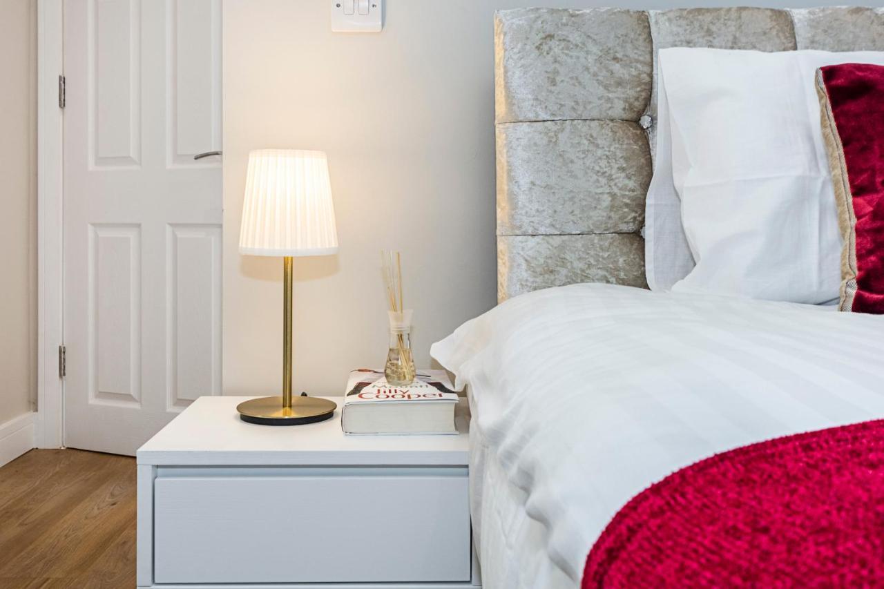 South Woodford 2 Bed En-Suite House London Ngoại thất bức ảnh