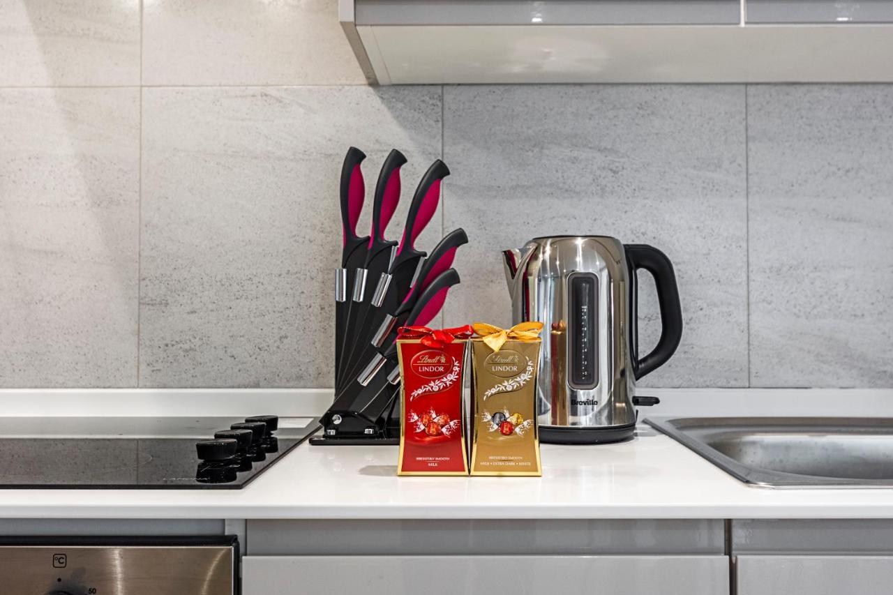 South Woodford 2 Bed En-Suite House London Ngoại thất bức ảnh